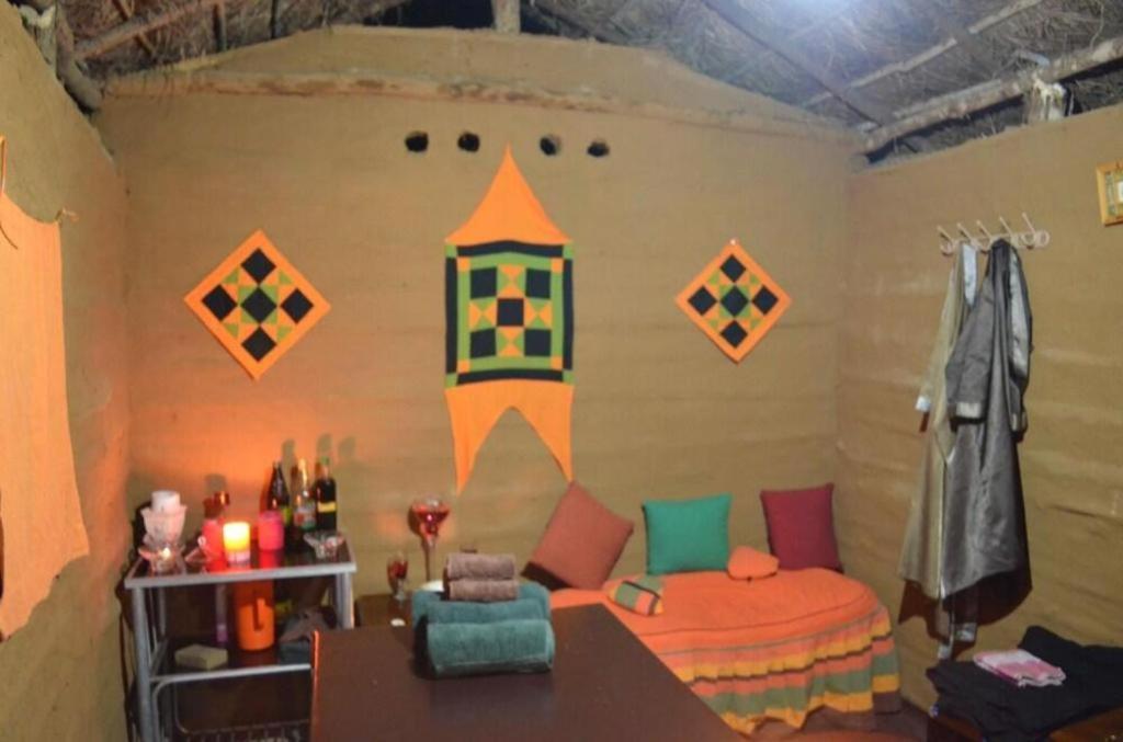 אלה The Hideaway Hotel מראה חיצוני תמונה