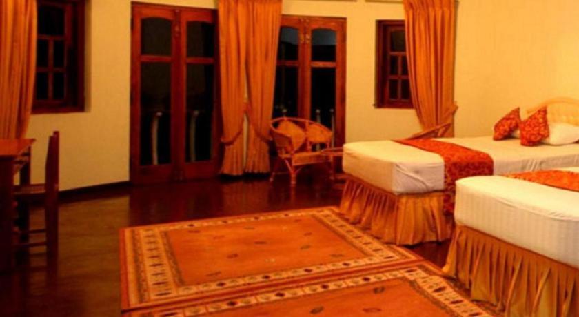 אלה The Hideaway Hotel מראה חיצוני תמונה