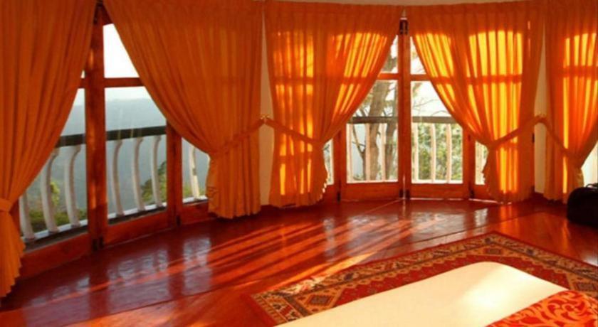 אלה The Hideaway Hotel מראה חיצוני תמונה